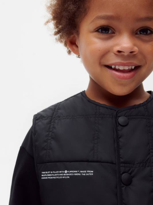 flwrdwn prošívaná vesta R6FH653 Černá oblečení Pangaia děti