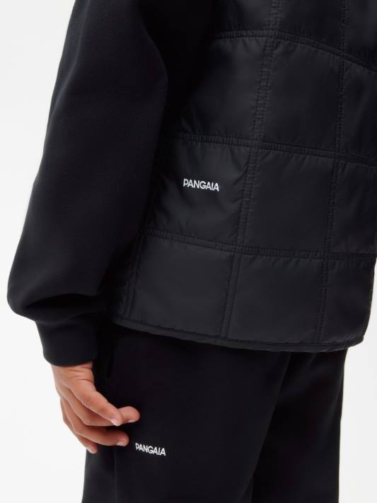 flwrdwn prošívaná vesta R6FH653 Černá oblečení Pangaia děti