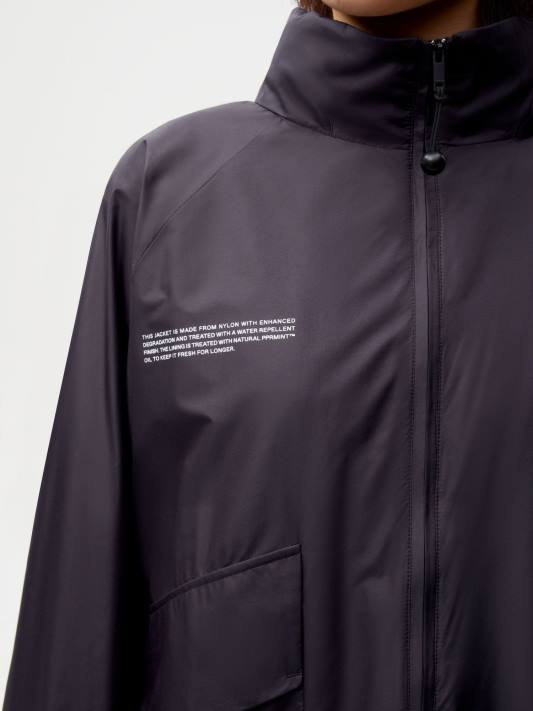 nylonová bunda se zvýšenou degradací R6FH458 Černá oblečení Pangaia ženy