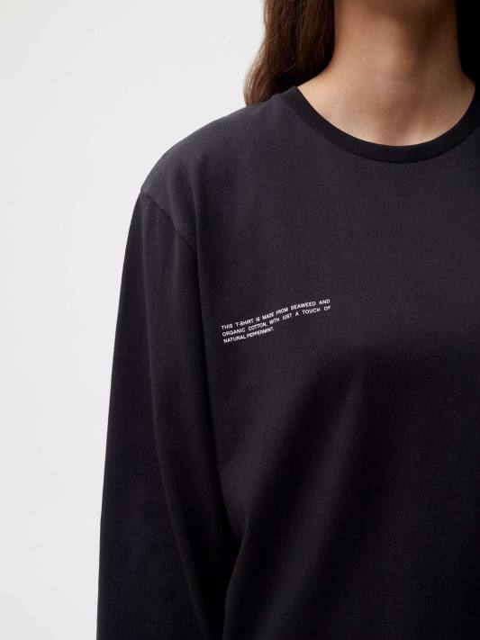 Tričko s dlouhým rukávem z organické bavlny s c-vláknem R6FH178 Černá oblečení Pangaia ženy