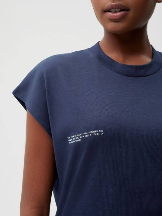 organické bavlněné tričko se zkráceným ramenem a jádrem z C-vlákna R6FH191 námořnická modrá oblečení Pangaia ženy